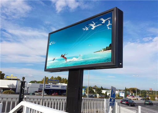 GCL P4mm P5.57mm P6.67 Curvo Exterior Íntegro LED Vídeo Display Painel de cartaz Tamanho 960*960 mm