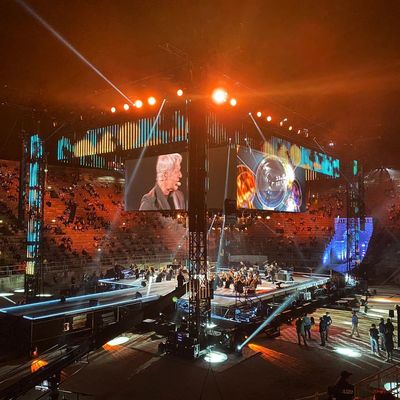 P10.4 Display LED transparente para aluguer ao ar livre P3.9-7.8 Ecrã de palco LED a cores completas