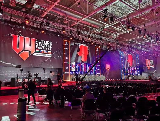 Mais recente tela LED de aluguel para exterior P1.5625 P1.953 P2.6 mm 7680 Hz Painel Curvo para Eventos de Palco e Máquina de Publicidade Exterior