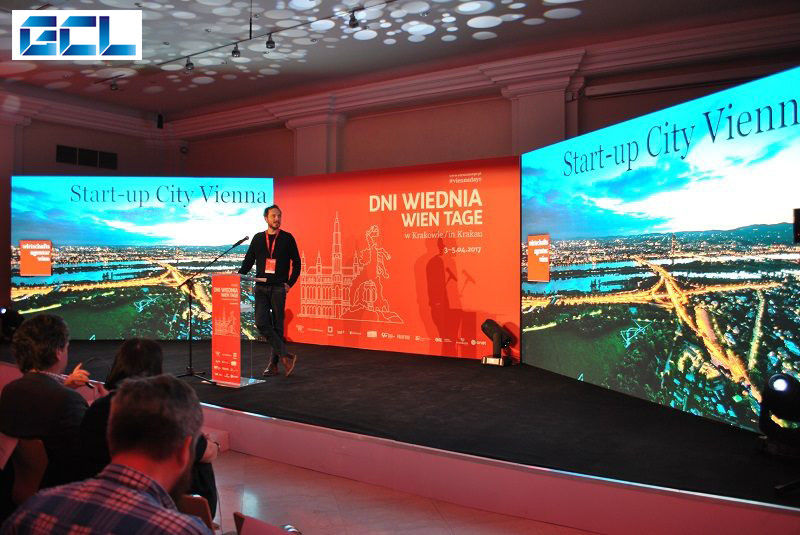 450W Potência P3.07 Pixel Pitch Fixed LED Display para Marketing de Publicidade